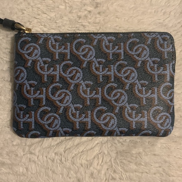 Medium coach backpack - Picture 3 of 12